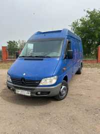 Mercedes Benz Sprinter 413