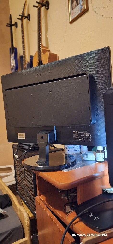 Monitor Philips 24" 246V5L – Full HD
