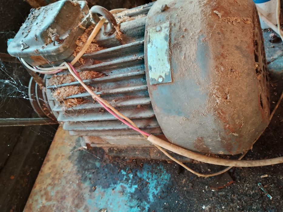 Електродвигуни трьохфазні