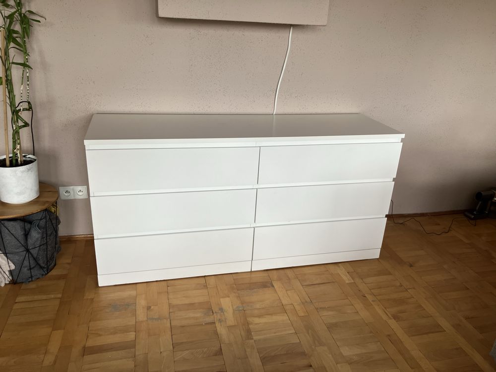 Sprzedam komoda biała
