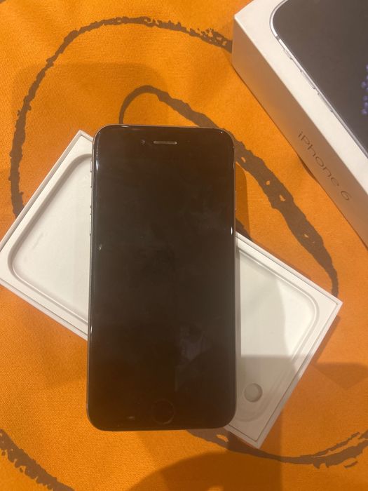 iPhone 6 cinza metalizado