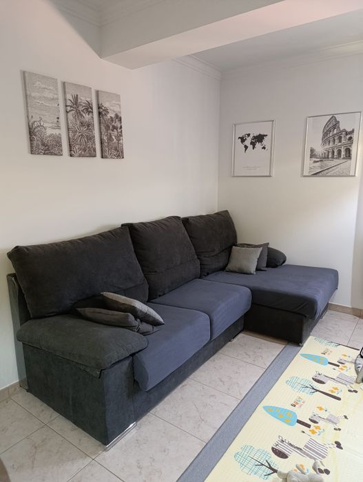Sofá com chaise longue