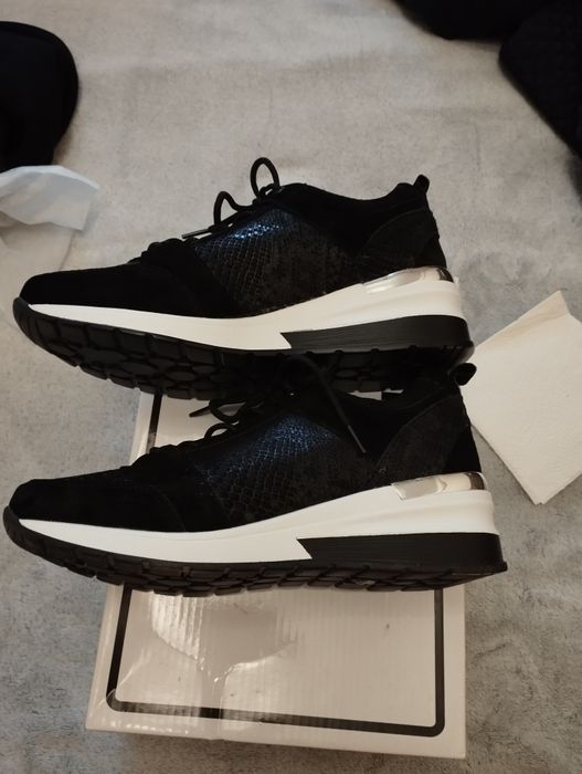 Buty Sportowe na koturnie