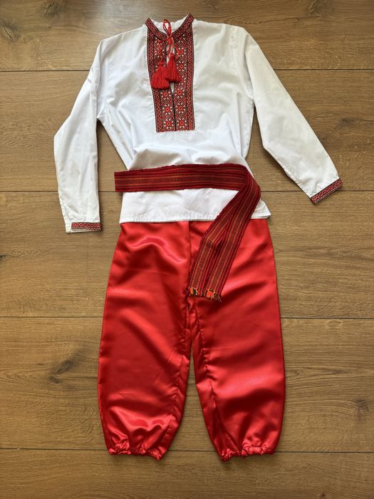 Український народний костюм для хлопчика