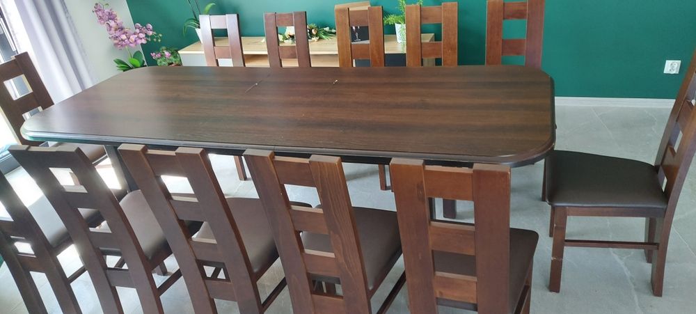 Stół rozkładny, 12 krzeseł