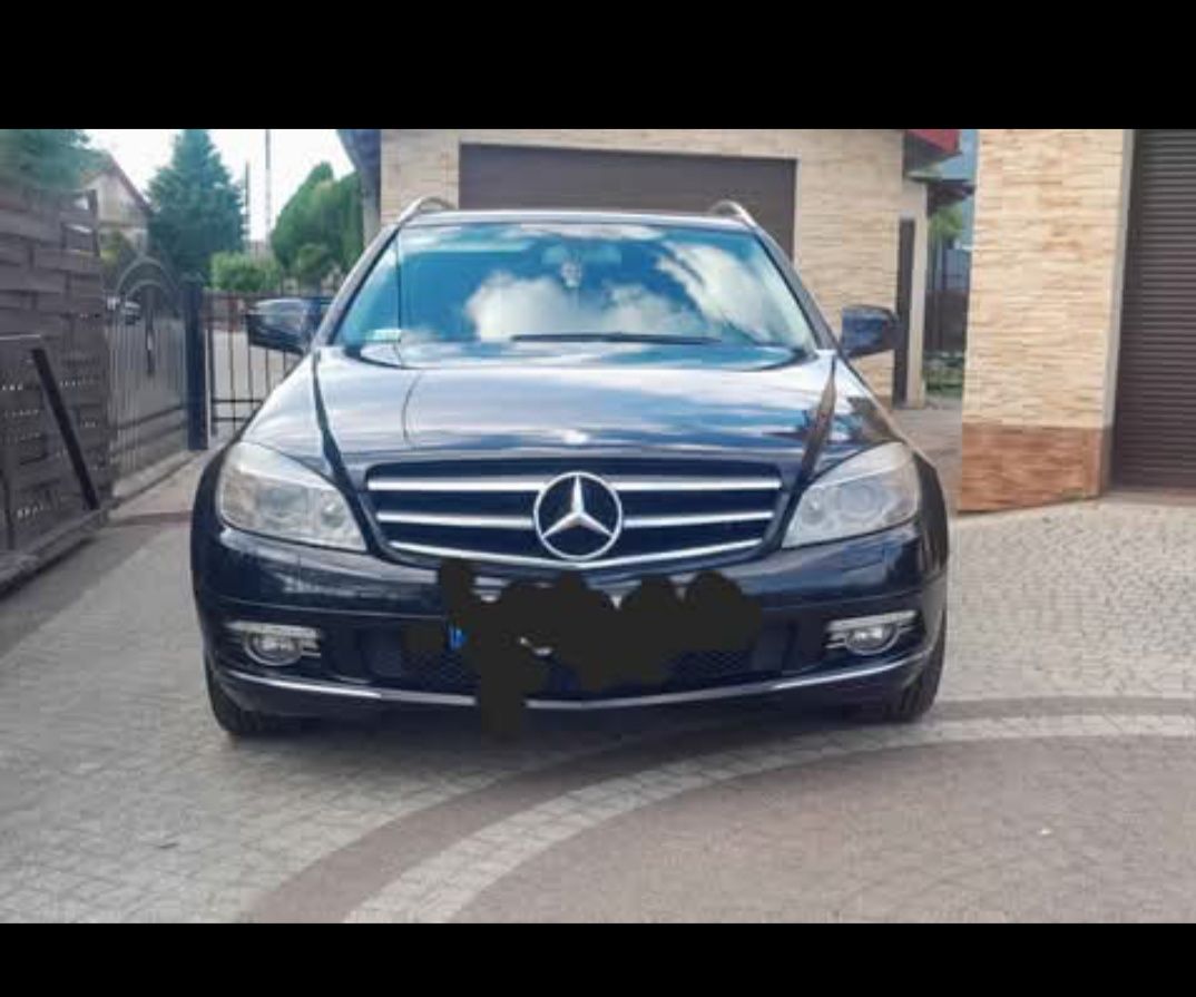 Sprzedam Mercedesa C Klase Wersja Awangarde Full opcja