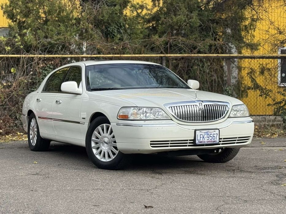 Lincoln Towncar 4,6AT ultimate