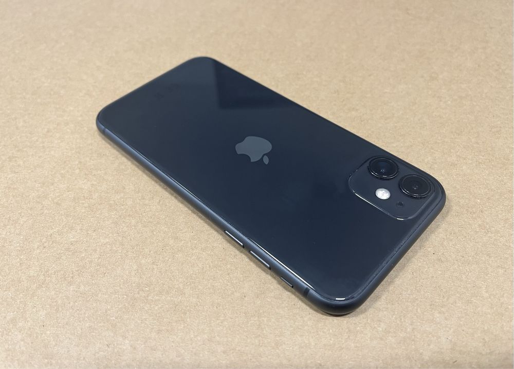 Ładny Apple iPhone 11 Zadbany Czarny Komplet Bez Blokad 64GB