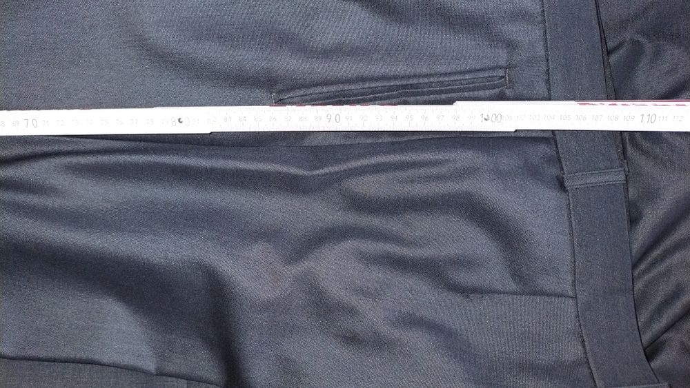 Garnitur Ferrano r. 54 (176) wełna+ jedwab