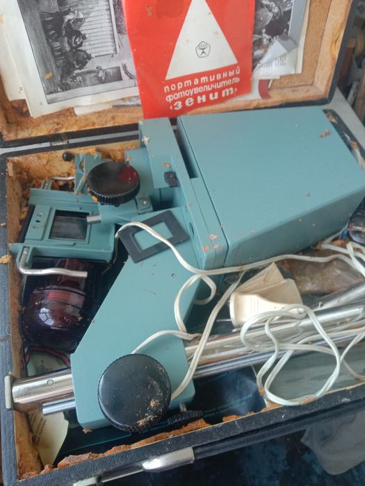 Продам фотоувеличитель УПА-6Е