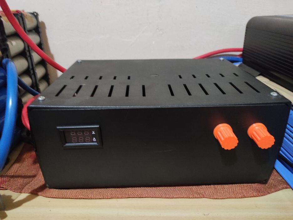 Мощное зарядное устройство 1.2 кВт 40А