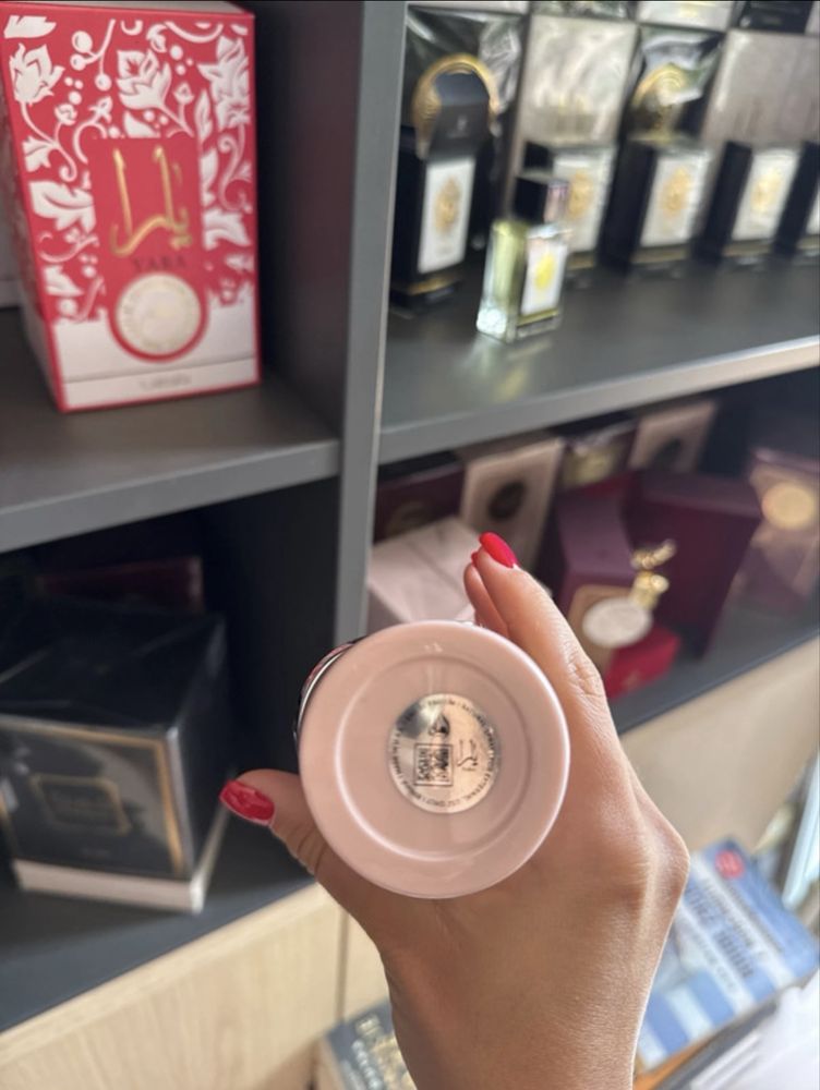 Perfumy Lataffa YARA jasnoróżowe 100 ml