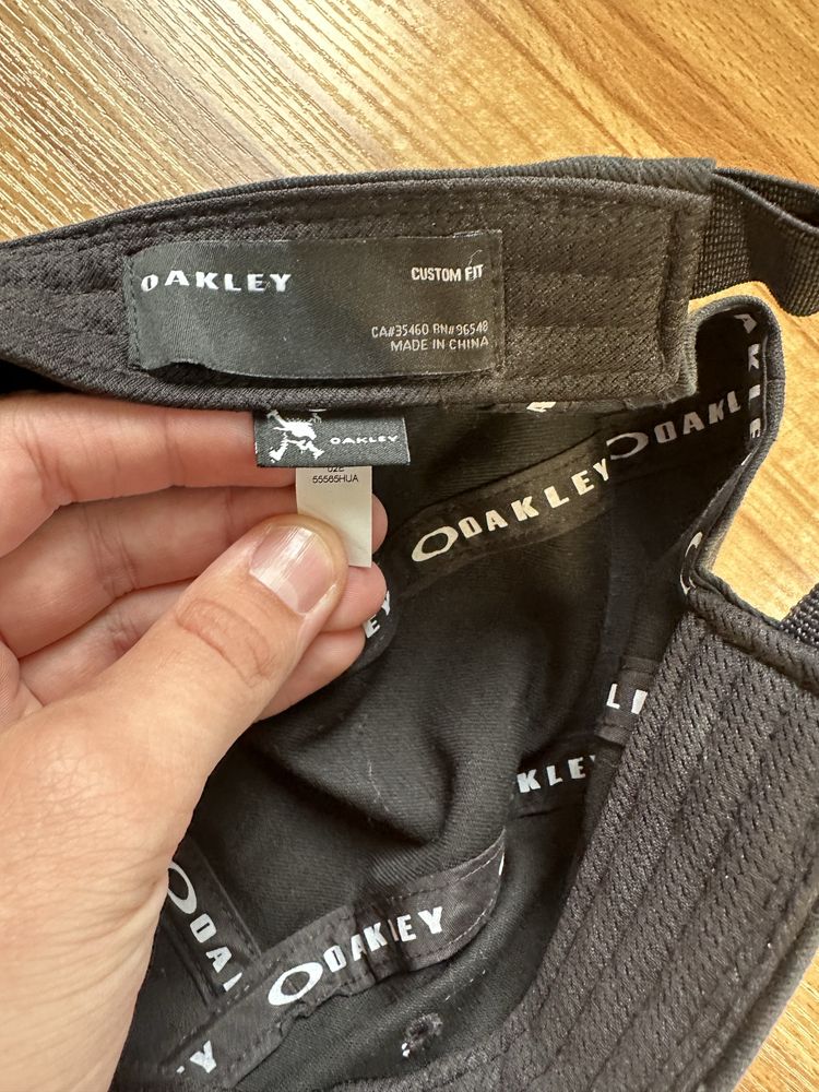 Кепка Oakley Plutonite