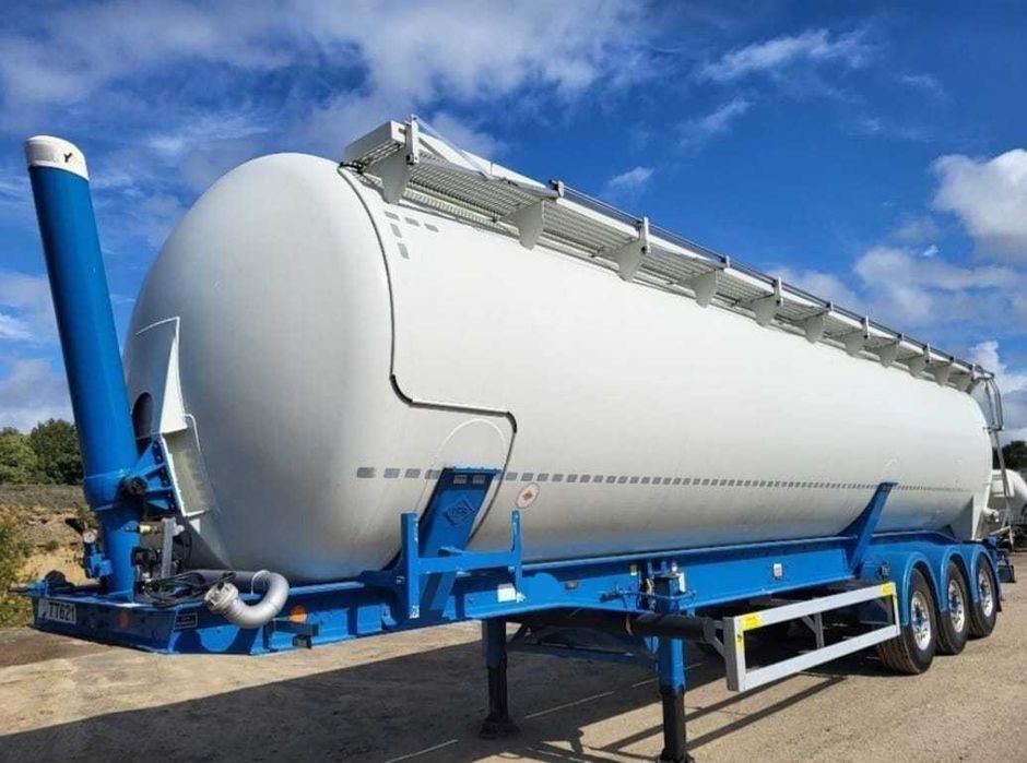 Feldbinder KIP SILO cysterna 60m3 2017 osie mercedes