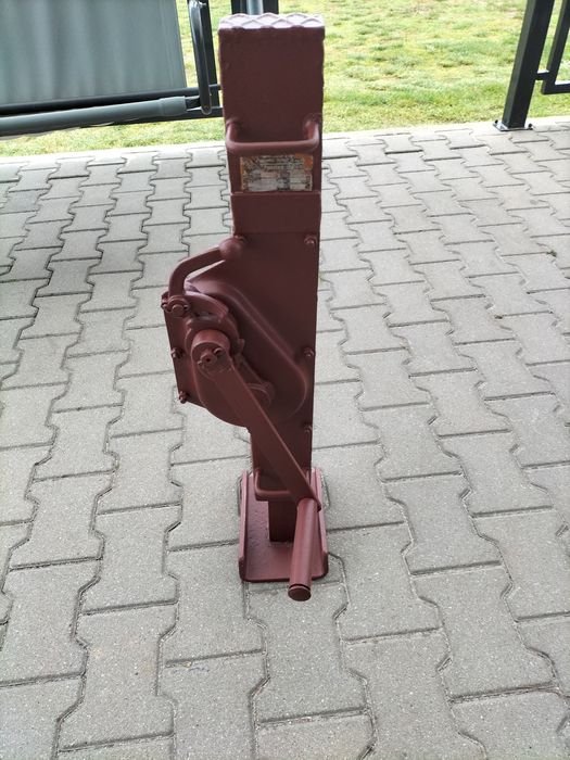 Podnośnik, lewarek kolejowy