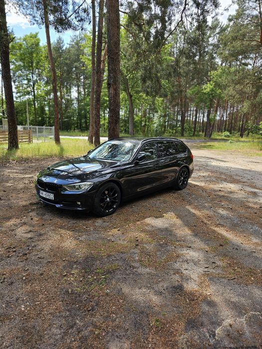 Bmw f31 318d sport automat