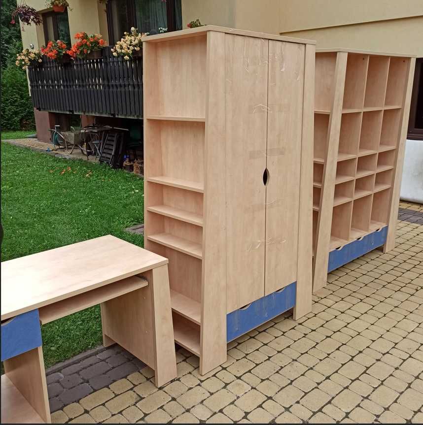 Komplet mebli młodzieżowych