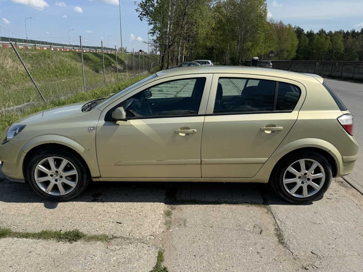 Opel Astra III H 1.4