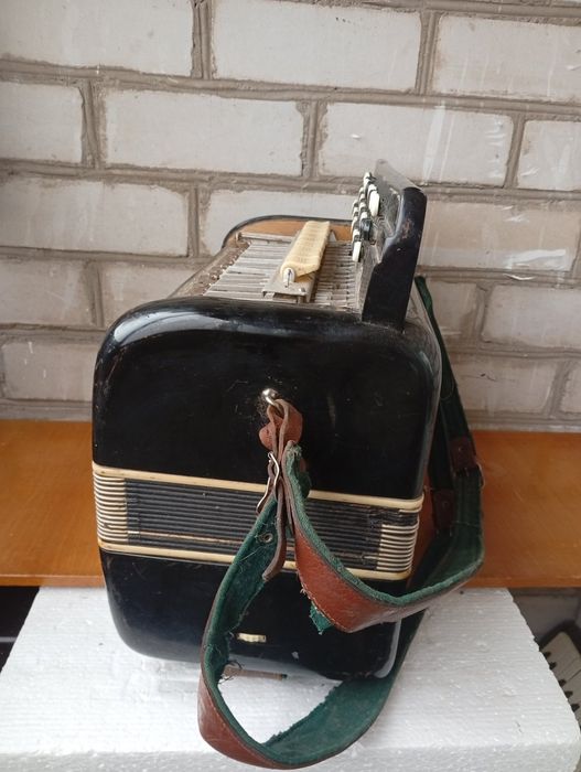 Баян Солист под реставрацию