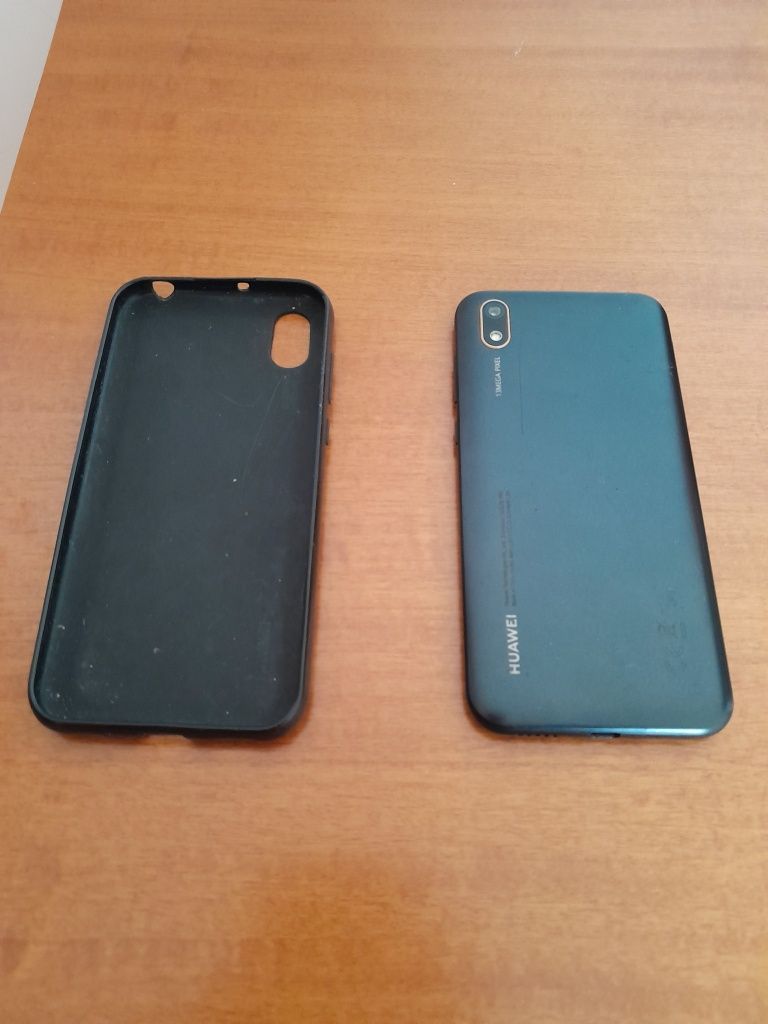 HUAWEI Y5 2019 com capa