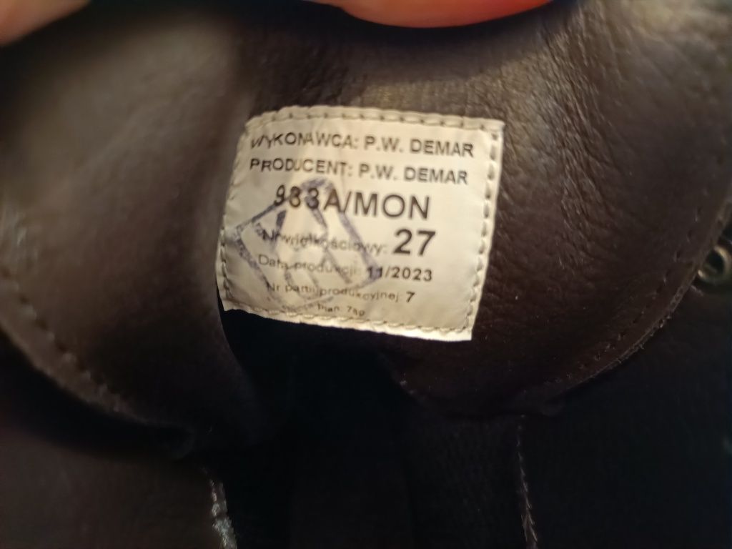 Buty wojskowe zimowe 933a Mon 27  42