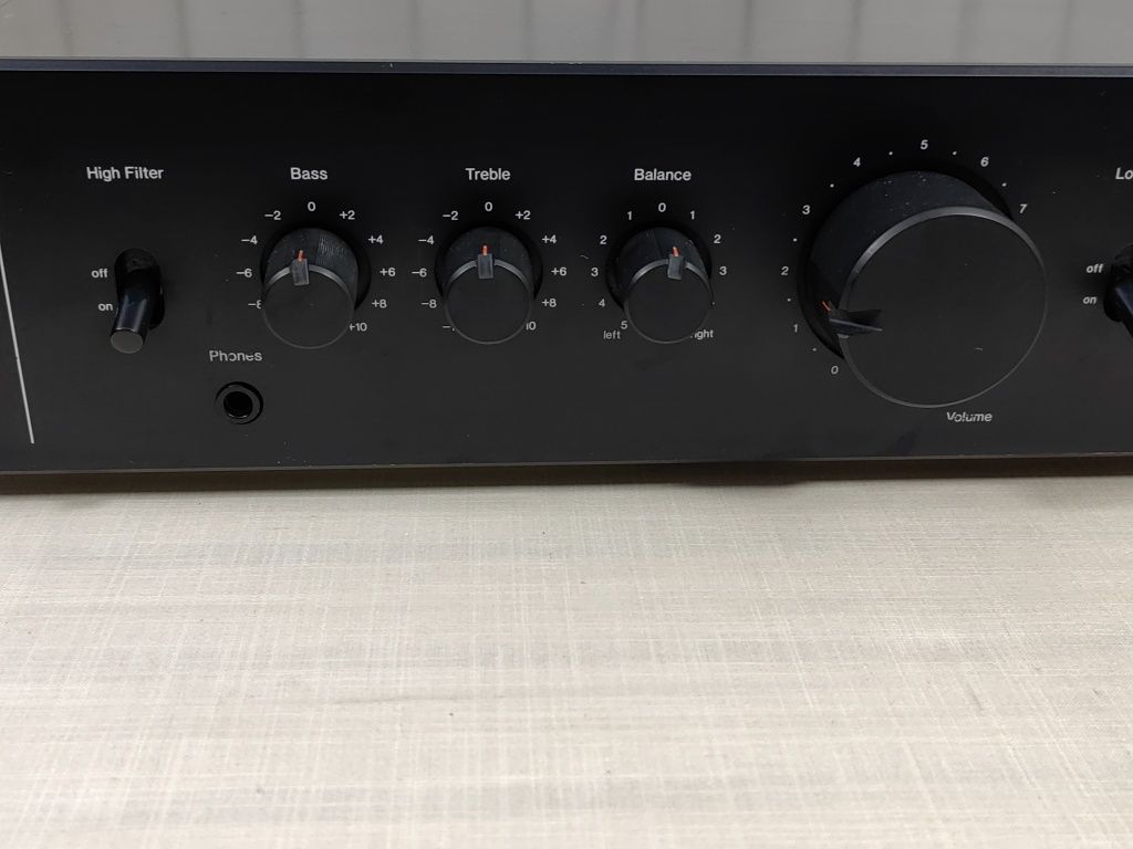 Sansui AU-117 Zintegrowany wzmacniacz stereo vintage