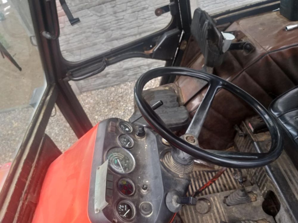 Sprzedam traktor Zetor 5211