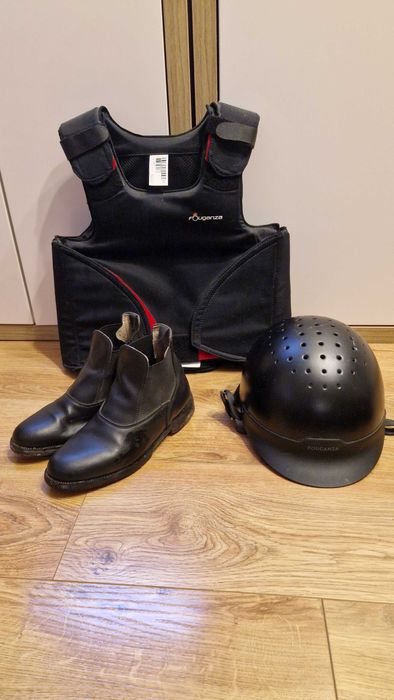 Kask buty i kamizelka do jazdy konnej dla dziecka