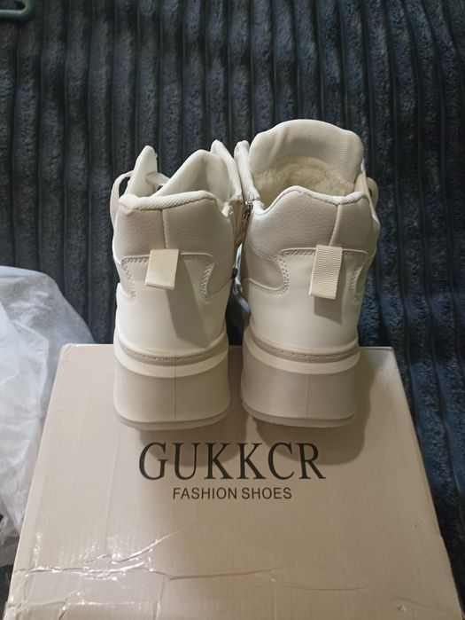 Нові зимові хайтопи жіночі устілка 25 см