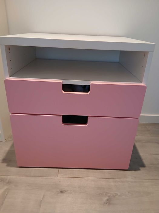 Mesa de Cabeceira/Cómoda IKEA