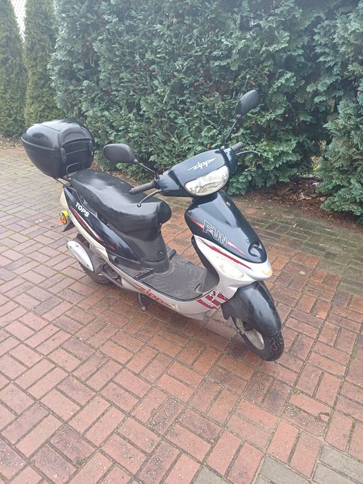 Skuter ZIPP 2010