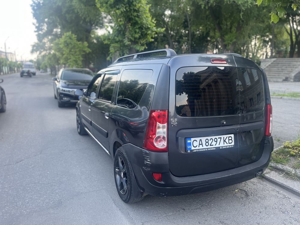 Dacia Logan 2008 1.6 на газу