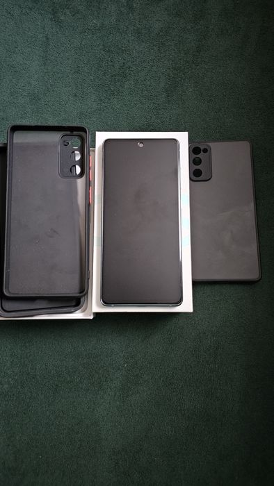 Sprzedam Samsung Galaxy S20 FE 5G – Stan bardzo dobry + Gratisy