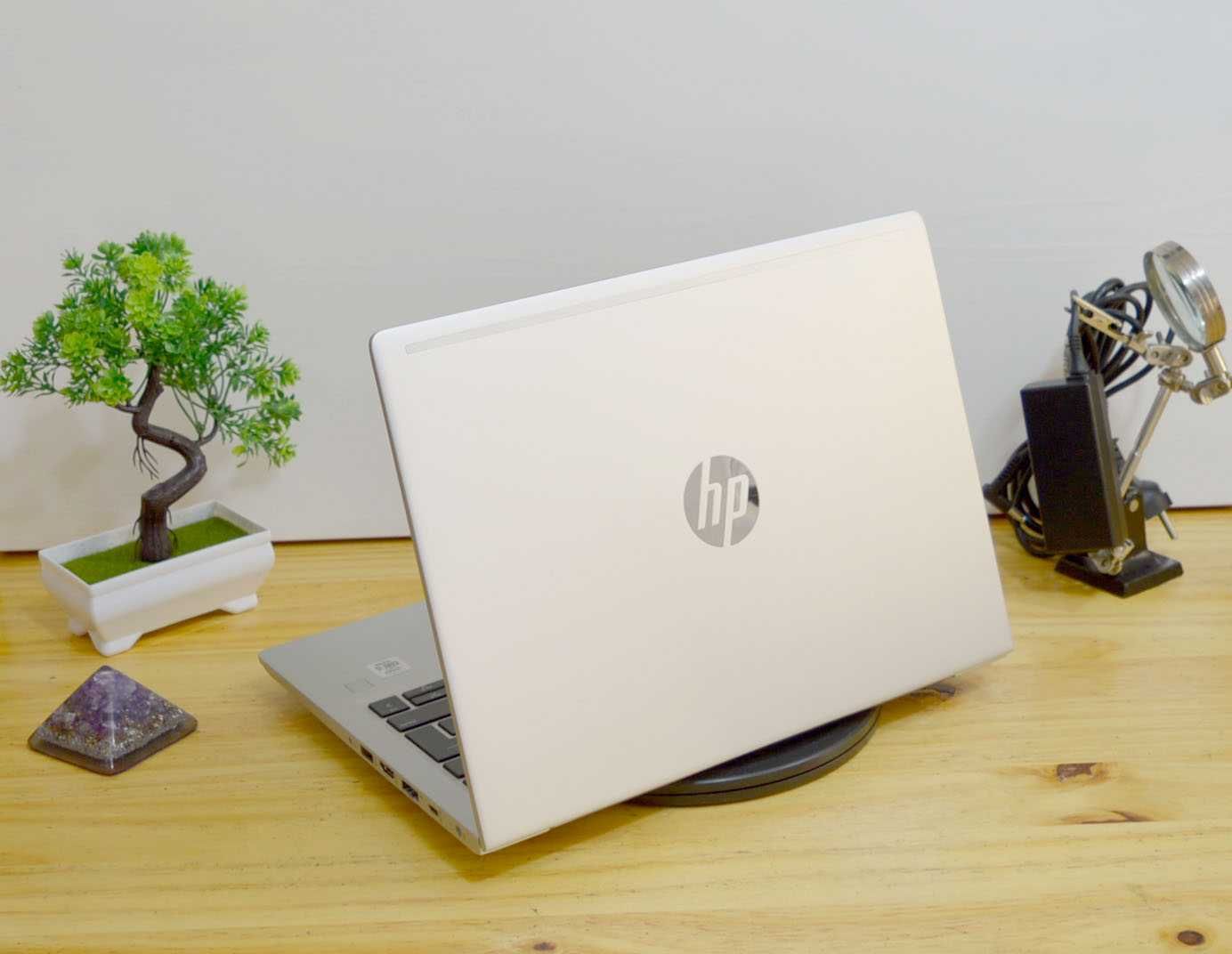 HP Aluminium 1.3Kg - i5 4.20Ghz - 32GB DDR4 - UHD - Nvme + SSD C/Novo