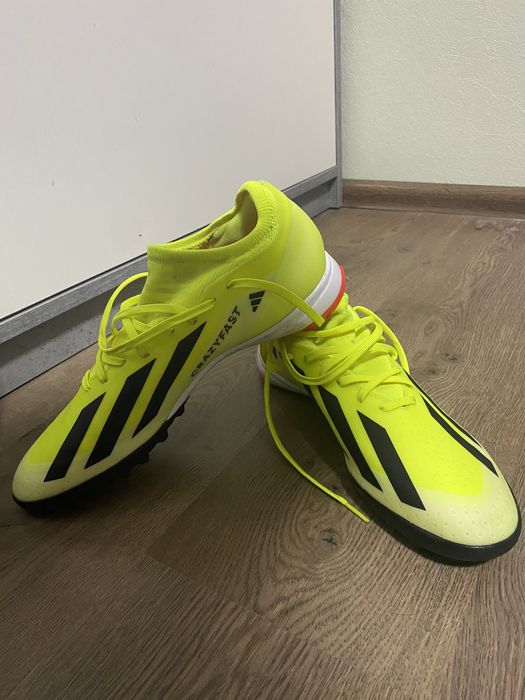 Футбольні бутси Adidas