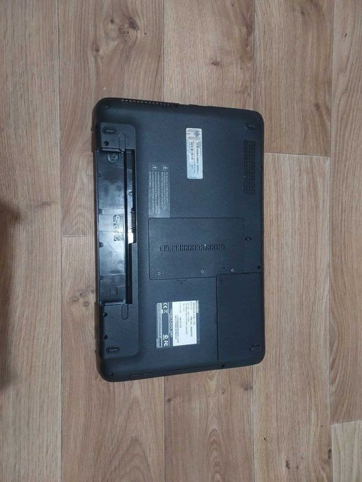 Ноутбук Toshiba Satellite Intel-i5, SSD+HDD