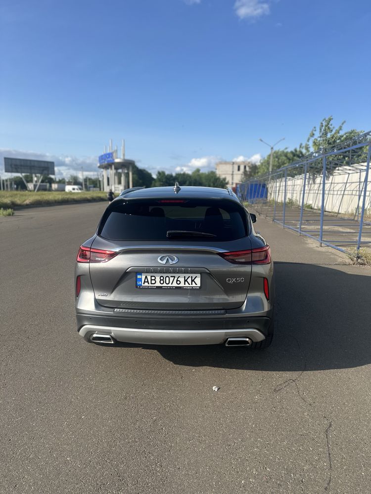 Продам Infinity Qx 50 2018 року в максимальній комплектаціі