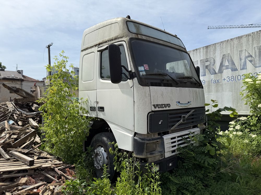 Volvo FH12 тягач