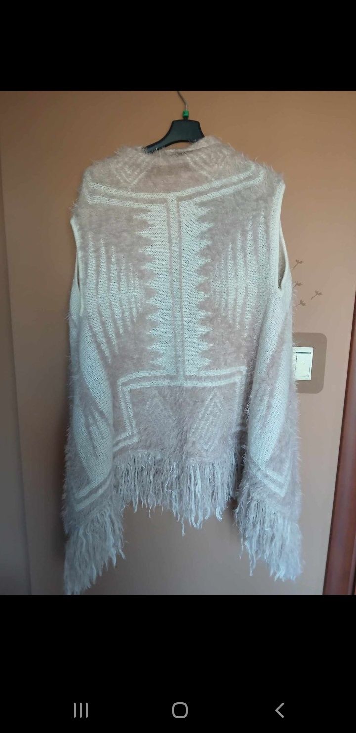 Urocza włochaty narzutka, ponczo, peleryna rozmiar 46/48/50  5XL