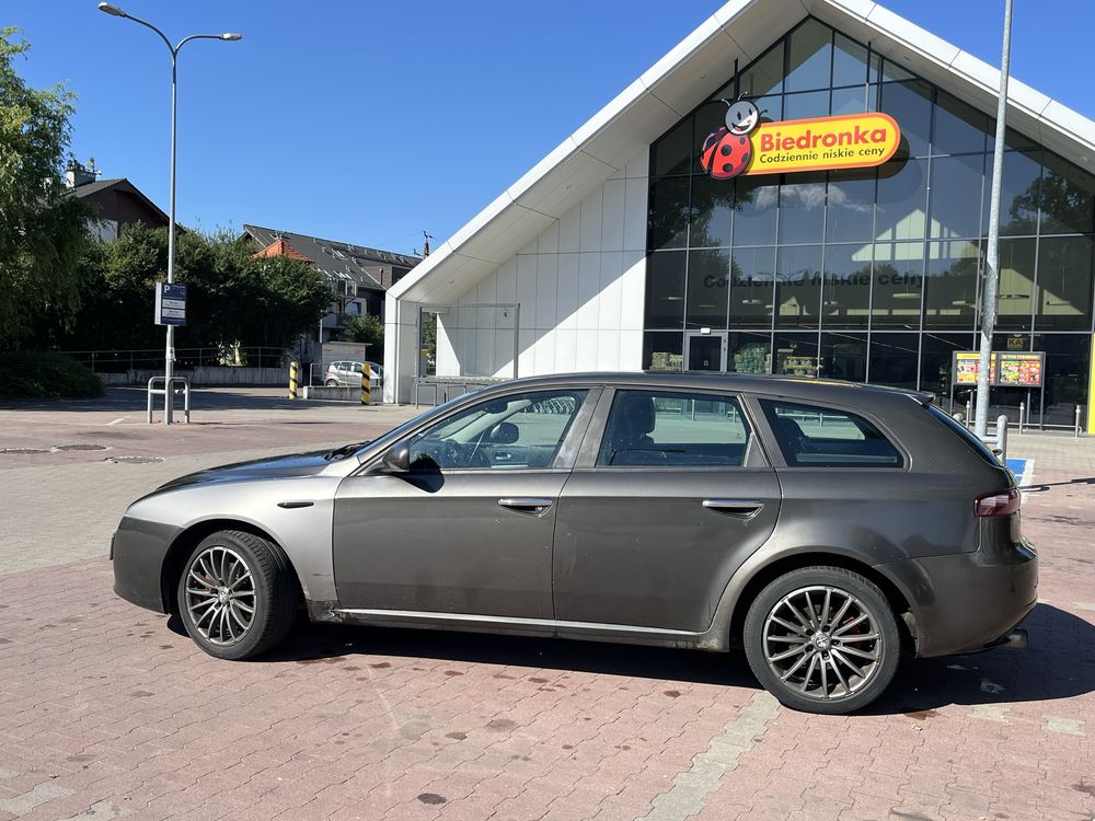 Alfa  romeo 159 1.9 jtdm 150km zmaiana