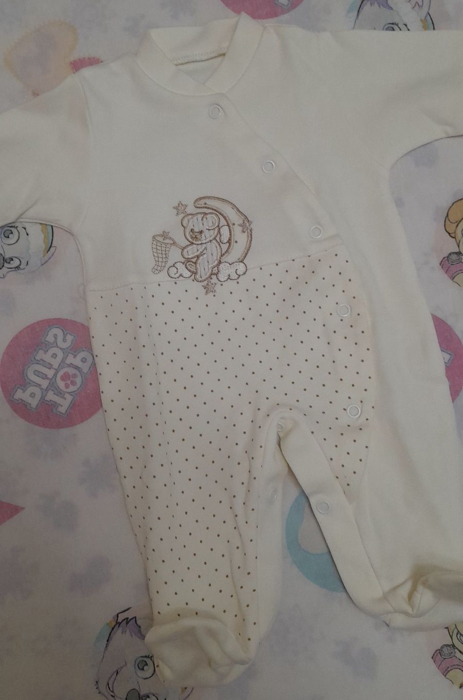 5 babygrows novos  0-3 meses