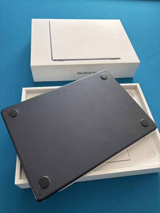 Macbook Air M3 8/256Gb