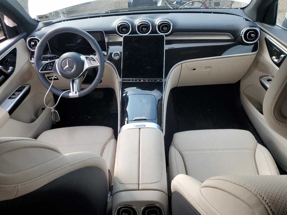 2025 Mercedes-Benz Glc 350E Плагін гібрид!