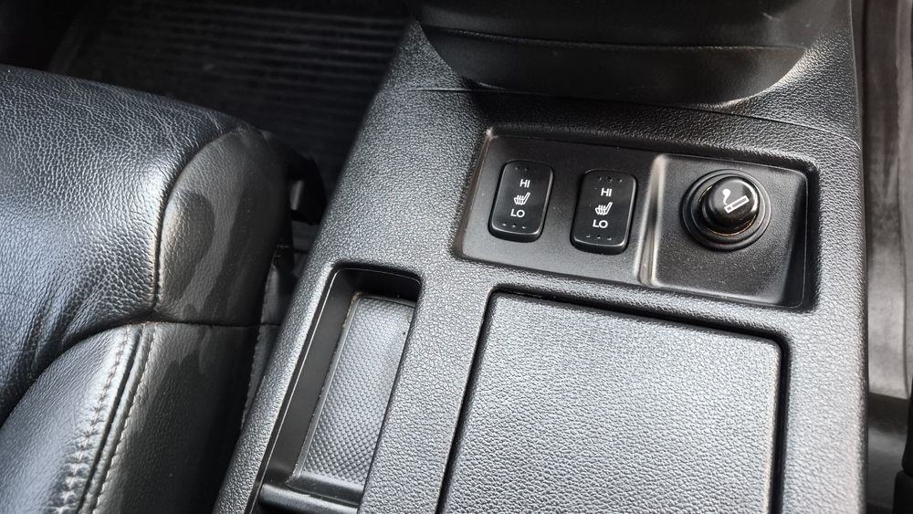 Продам офійійну HONDA CR-V