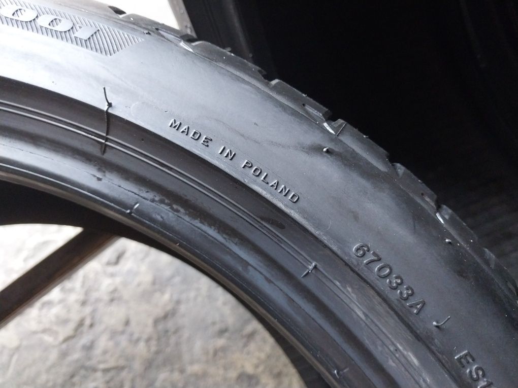 235 40 19 Bridgestone, літо. Ціна за 4шт.. 6500.