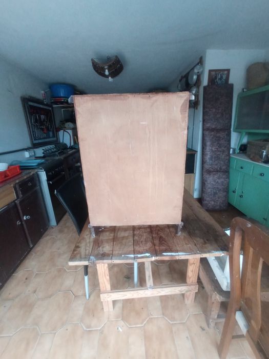 Mesa de cabeceira em madeira