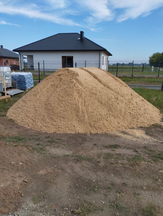 Usługi Transportowe Wywrotka Piach piasek kruszywo ziemia  Transport