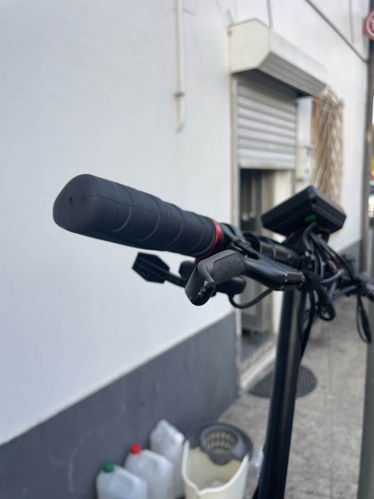 Trotinete elétrica iScooter IX3