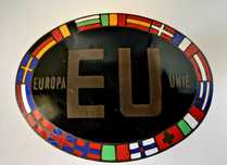 AUTOMOBILIA - Chapa UE a 18 - Portugal 1985 - ESMALTE