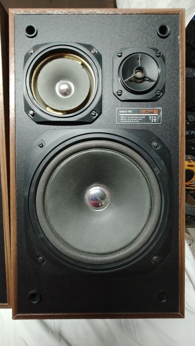 UNITRA Tonsil Space 86 kolumny